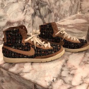 Women Retro tweed Nike